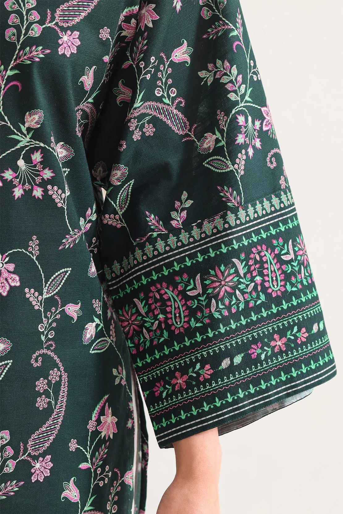 SAYA Printed Lawn 3-Piece U01-25711-04A. - Image 2